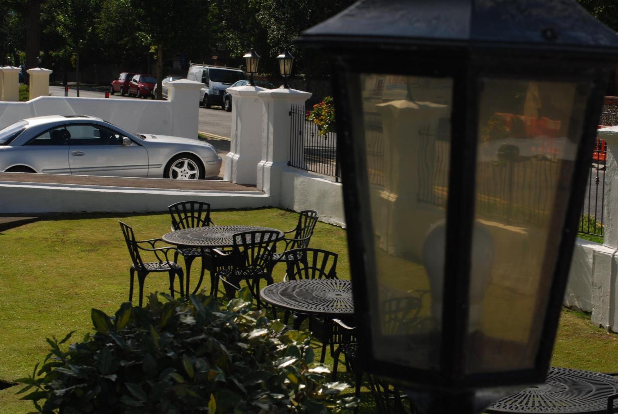 Devonshire Park Hotel Eastbourne Dış mekan fotoğraf