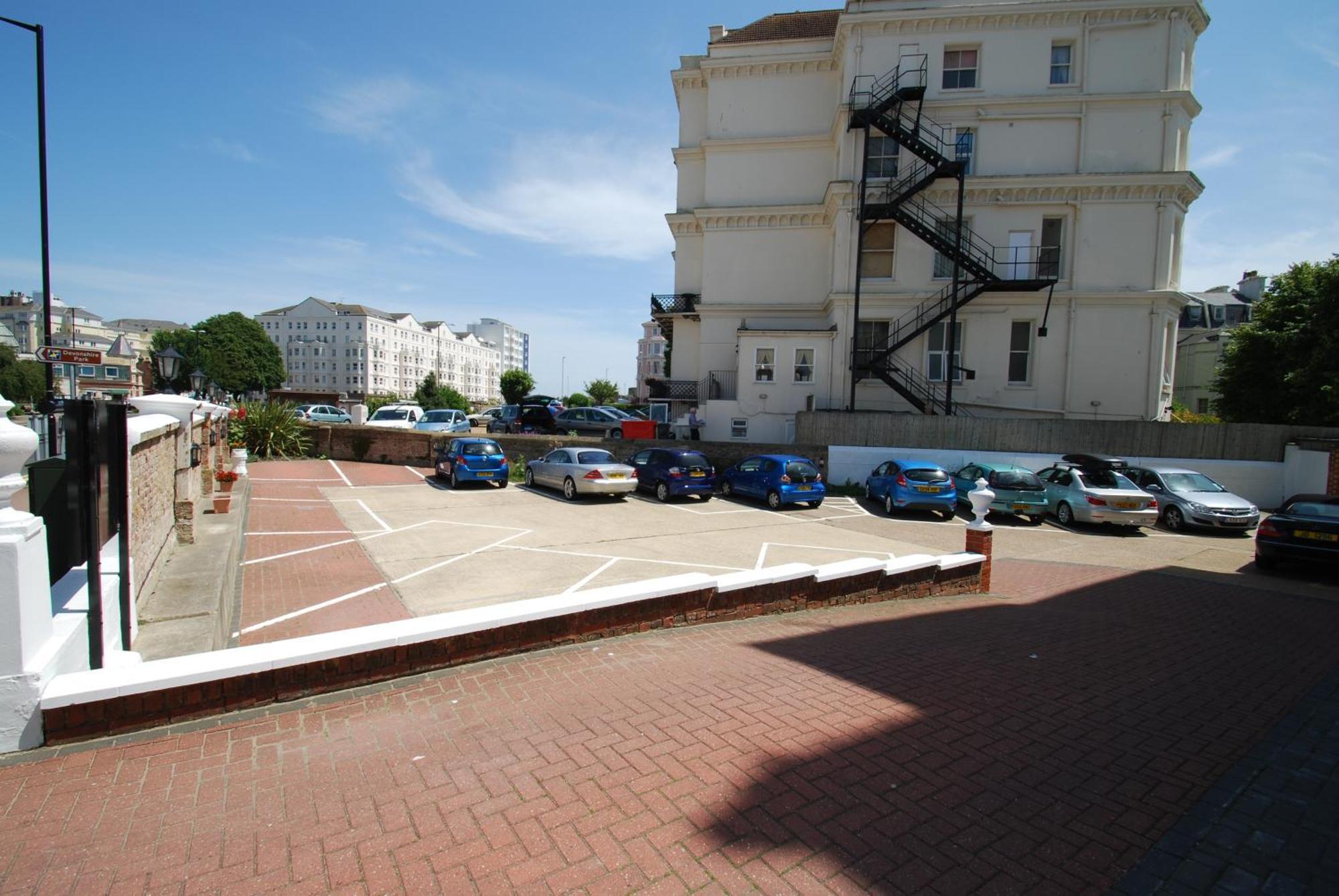 Devonshire Park Hotel Eastbourne Dış mekan fotoğraf