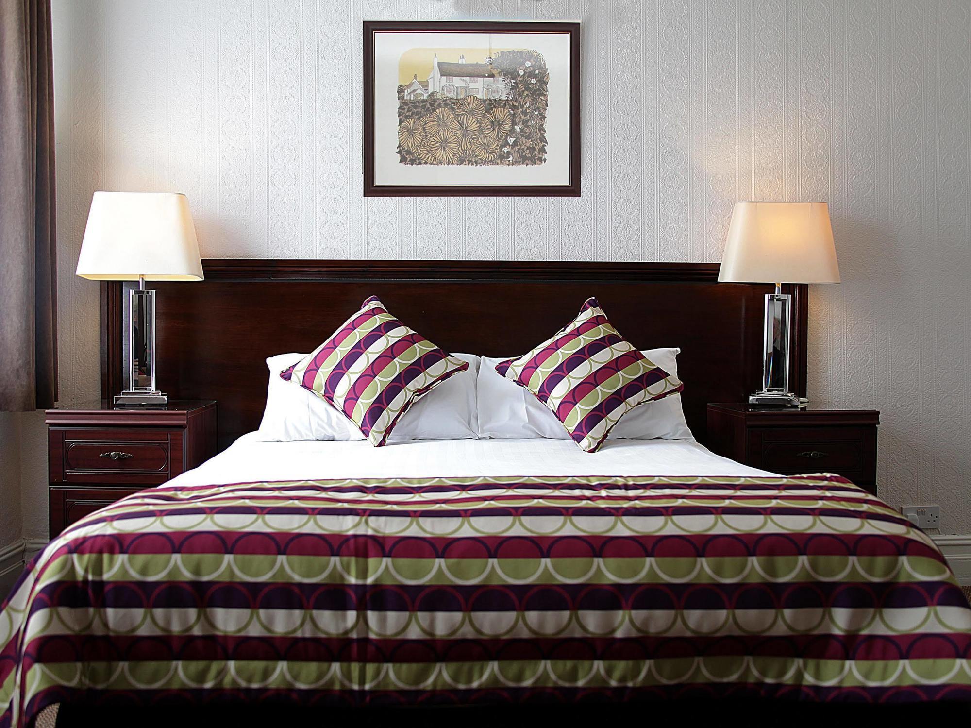 Devonshire Park Hotel Eastbourne Dış mekan fotoğraf