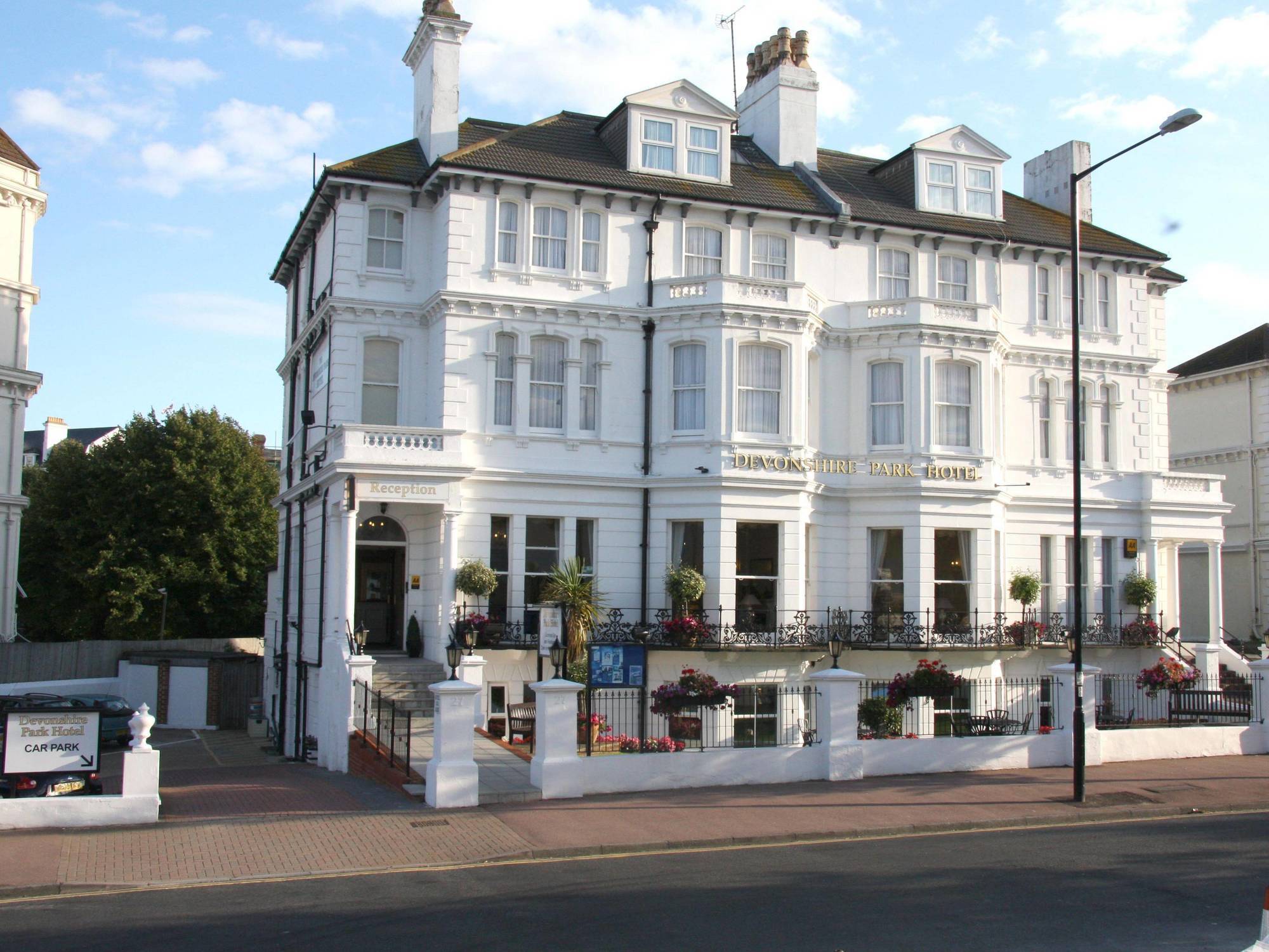 Devonshire Park Hotel Eastbourne Dış mekan fotoğraf