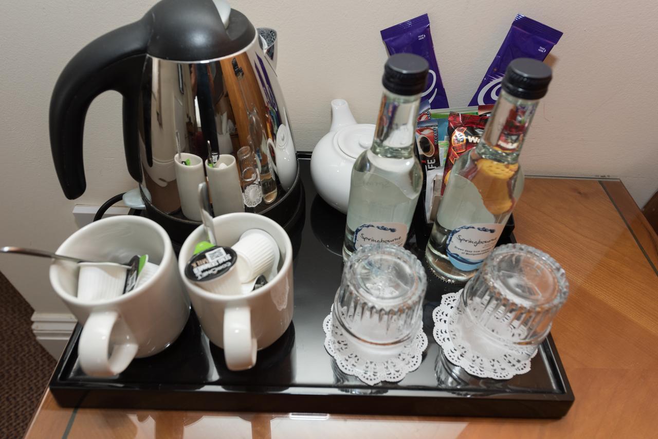 Devonshire Park Hotel Eastbourne Dış mekan fotoğraf