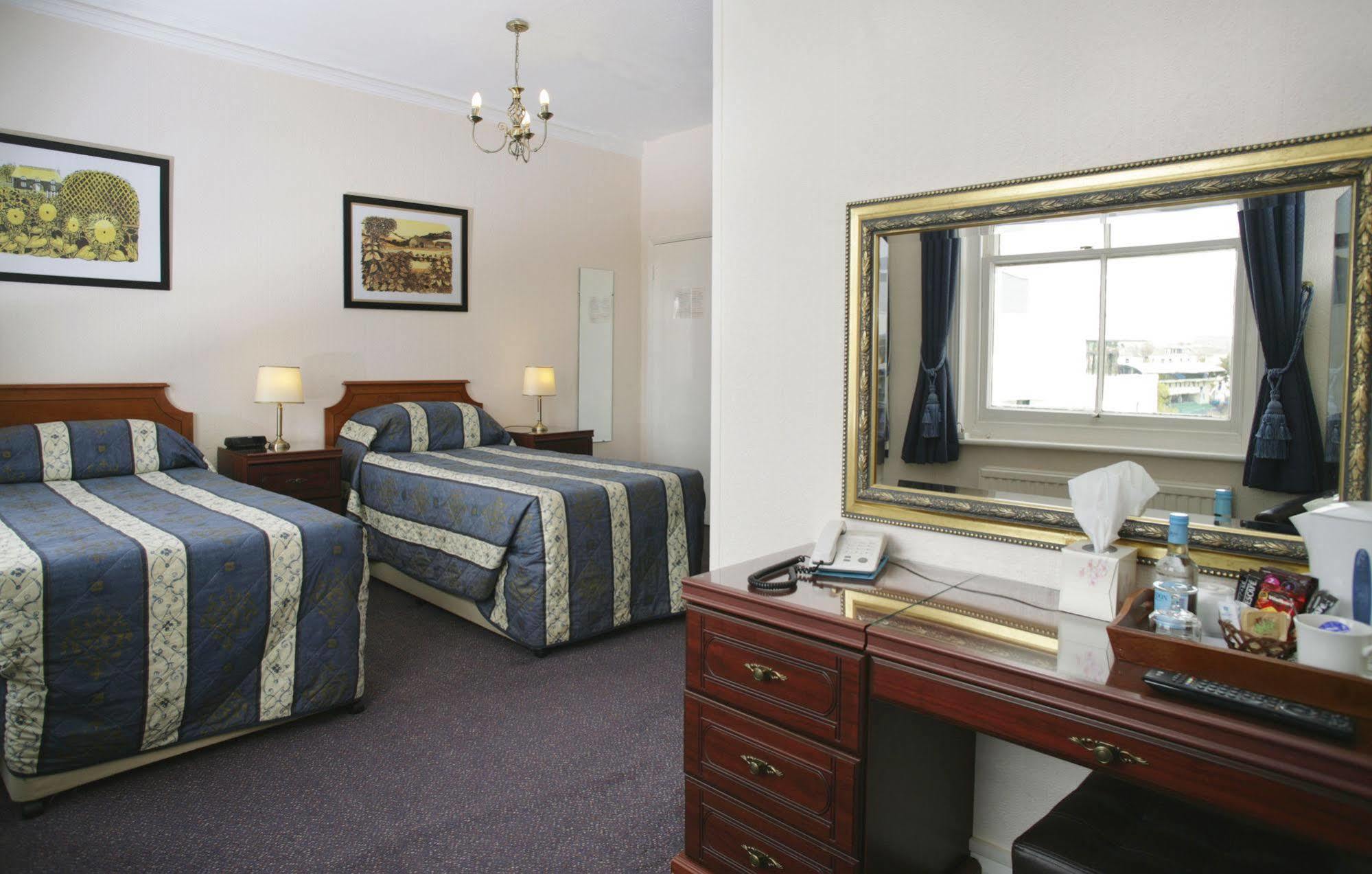 Devonshire Park Hotel Eastbourne Dış mekan fotoğraf