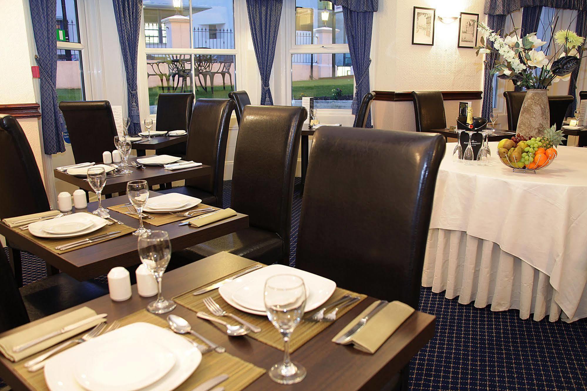 Devonshire Park Hotel Eastbourne Dış mekan fotoğraf